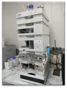 دستگاه HPLC برند Agilent موجود در آزمایشگاه "ایمن کیا صنعت "