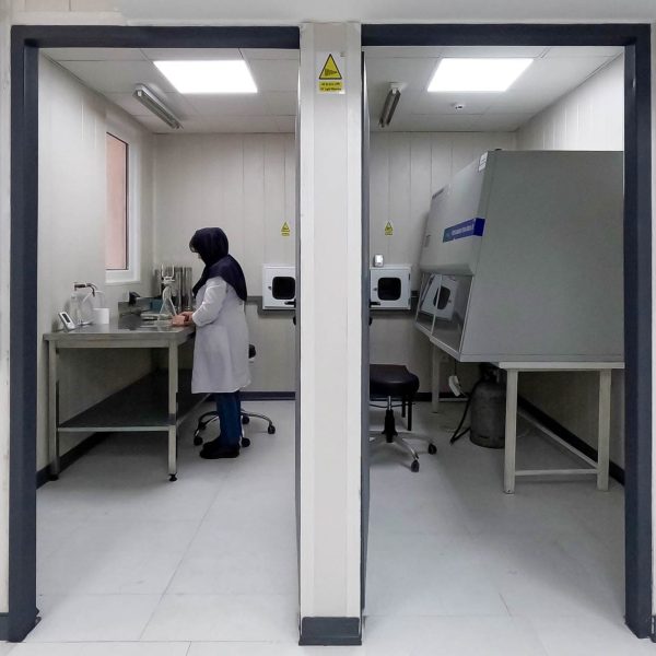 آزمایشگاه میکروبی